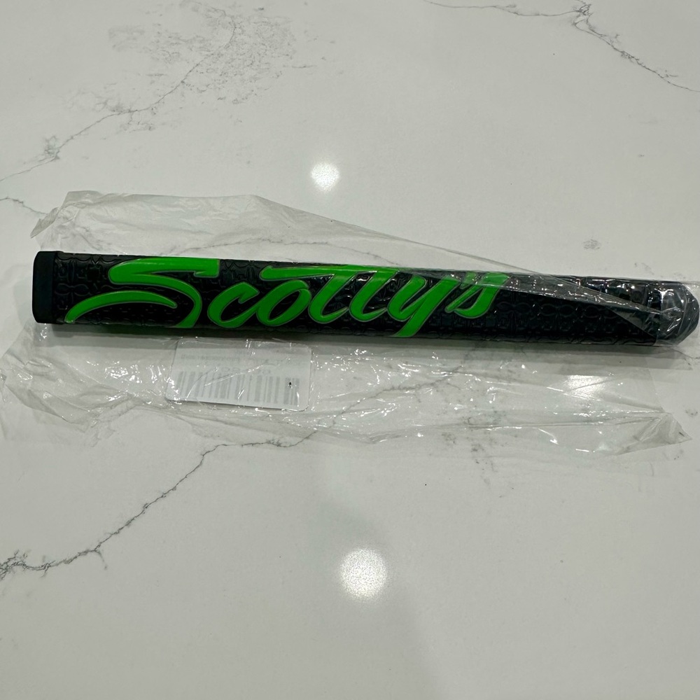 Scotty Cameron putter large paddle grip custom shop